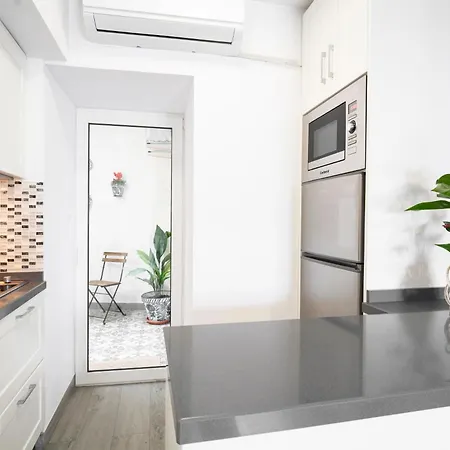 Apartment Warm Albayzin - Free Parking 15 Min Away *