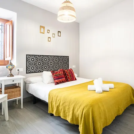 Warm Albayzin - Free Parking 15 Min Away Apartment Granada