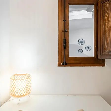 Warm Albayzin - Free Parking 15 Min Away Apartment