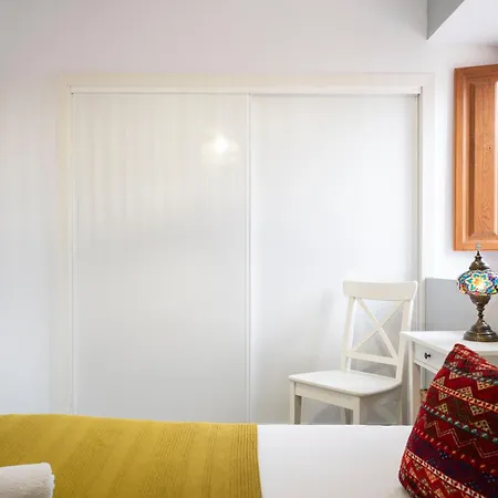 Warm Albayzin - Free Parking 15 Min Away Apartment Granada